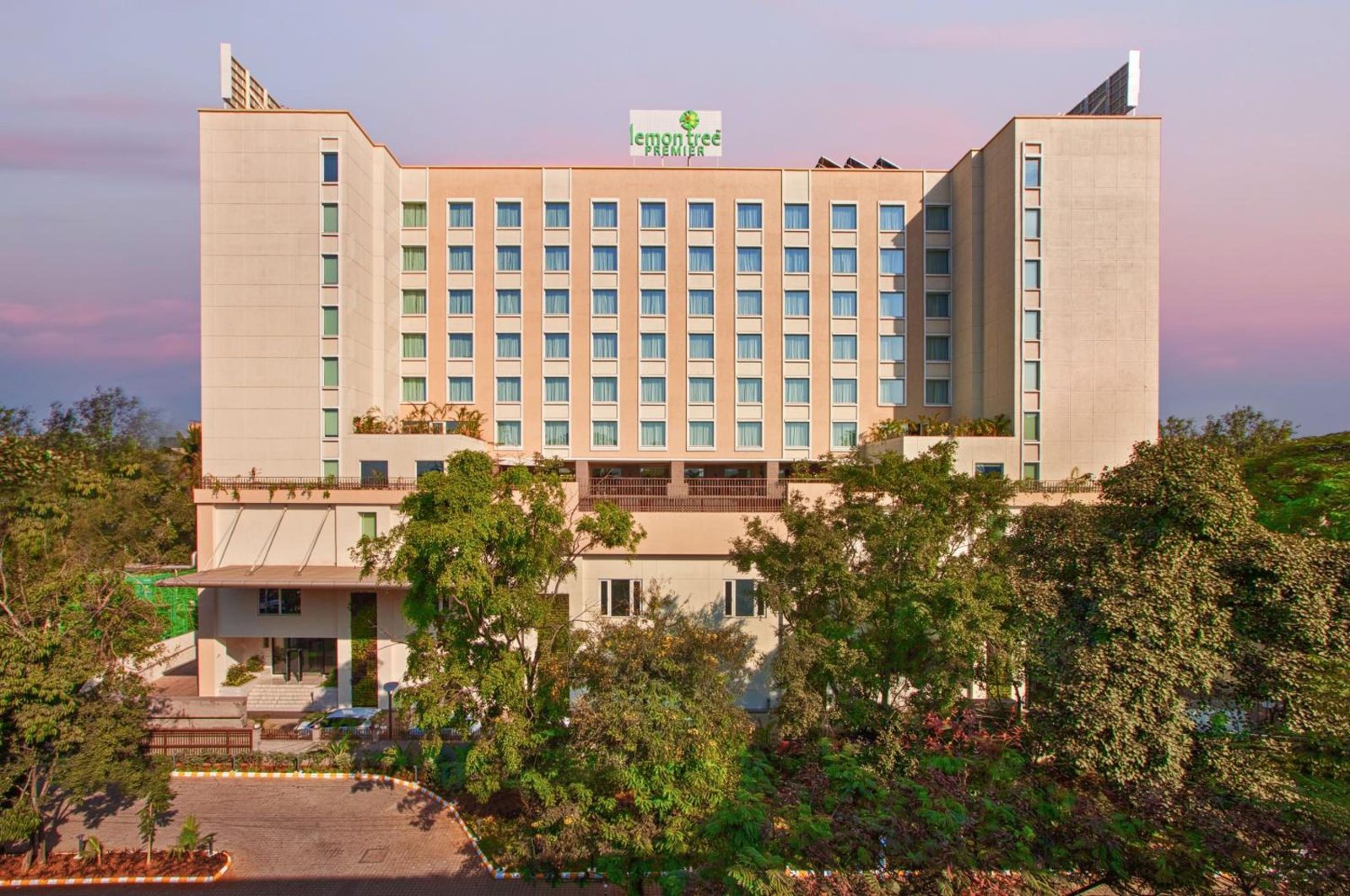 Lemon Tree Premier City Center Pune — photo 2