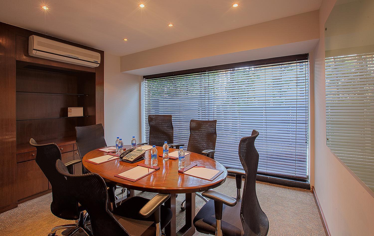 Oakwood Residence Naylor Road Pune — photo 6