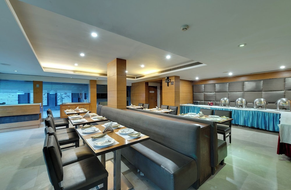 The Fern Residency Pune, Woodland, Series by Marriott — photo 5