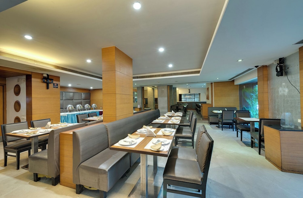 The Fern Residency Pune, Woodland, Series by Marriott — photo 6