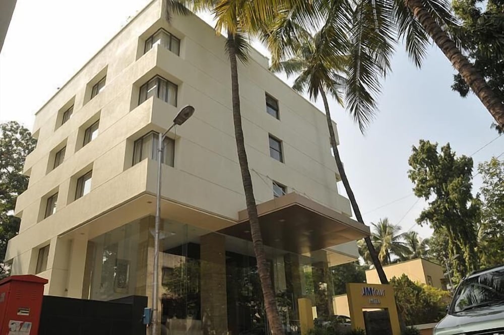 JM Four Hotel — photo 3