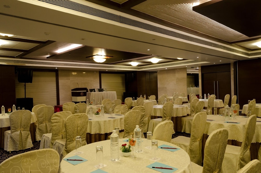 Ramee Grand Hotel and Spa, Pune — photo 3