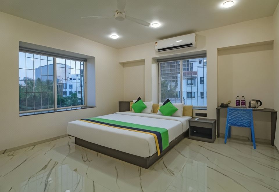 Treebo Atithi Comforts Inn